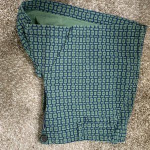GAP "Summer Short" blue and green pattern